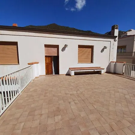 Holiday home Domus De Pia *