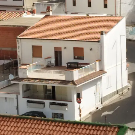 Domus De Pia *
